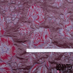 Brocart haute couture fabriqué en France motif floral baroque rose de nuage fond cerise