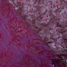 Brocart haute couture fabriqué en France motif floral baroque rose de nuage fond cerise