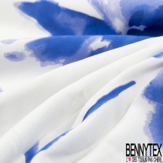 Fibranne viscose imprimé floral cachemire ton bleu fond blanc discret